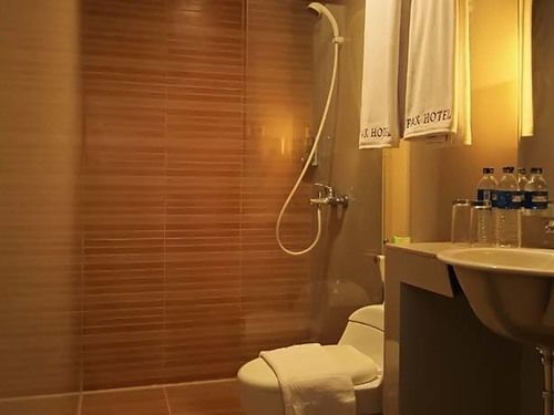Pax Hotel Jakarta Eksteriør billede