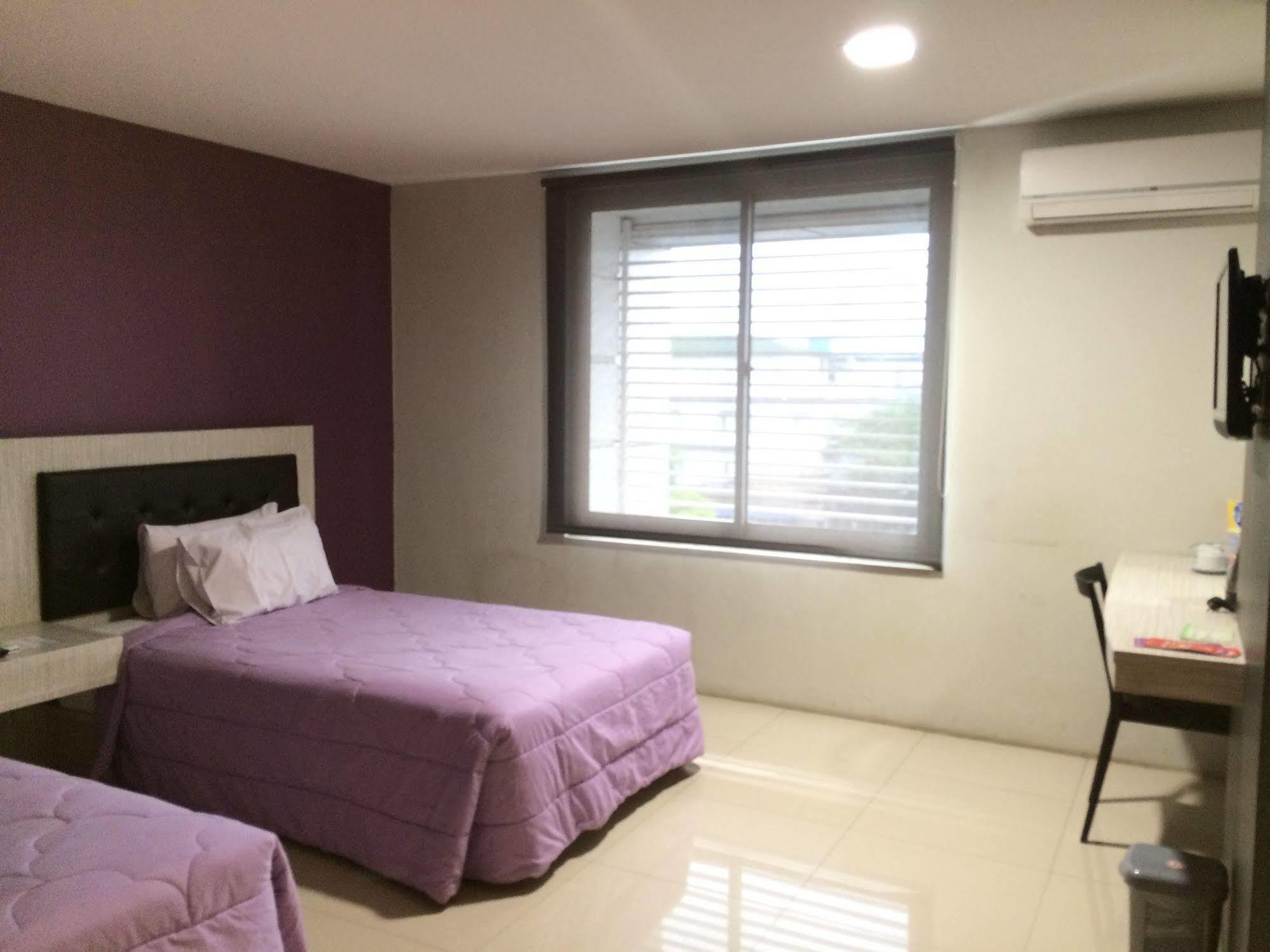 Pax Hotel Jakarta Eksteriør billede
